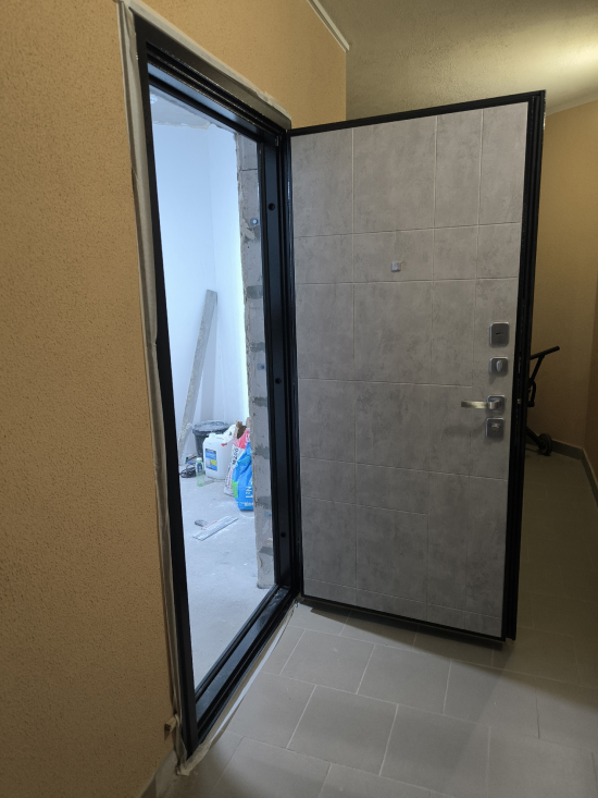 Фото входной двери №33